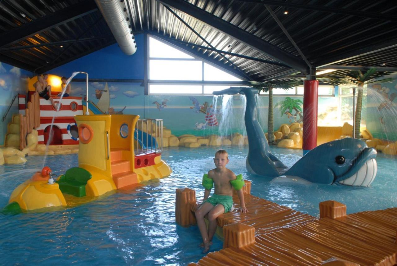 Kajuit423 6Pers 5Sterren Vakantiepark Bergumermeer Aan Het Water In Friesland Met Zwembad Villa Suameer Esterno foto